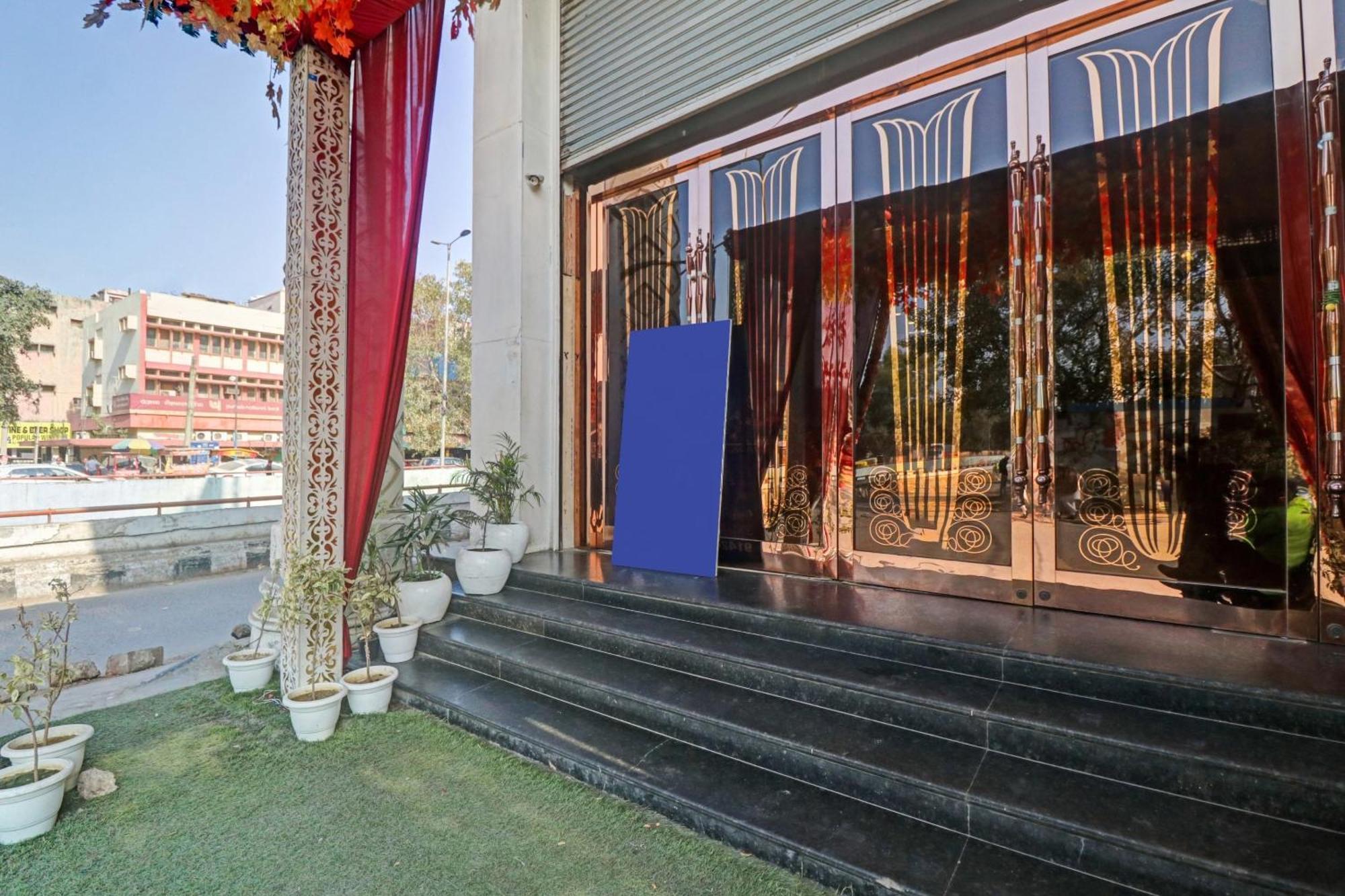 Collection O Seven Heaven Otel Yeni Delhi Dış mekan fotoğraf