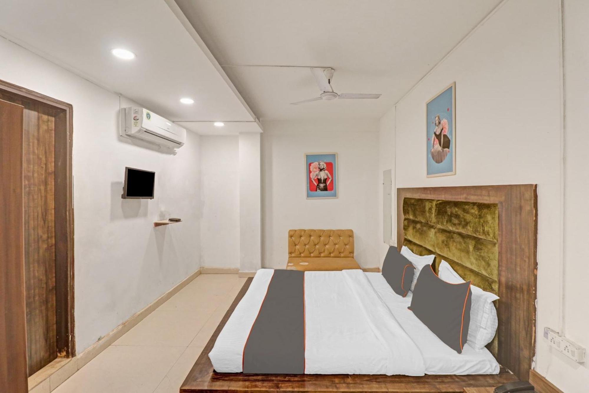 Collection O Seven Heaven Otel Yeni Delhi Dış mekan fotoğraf
